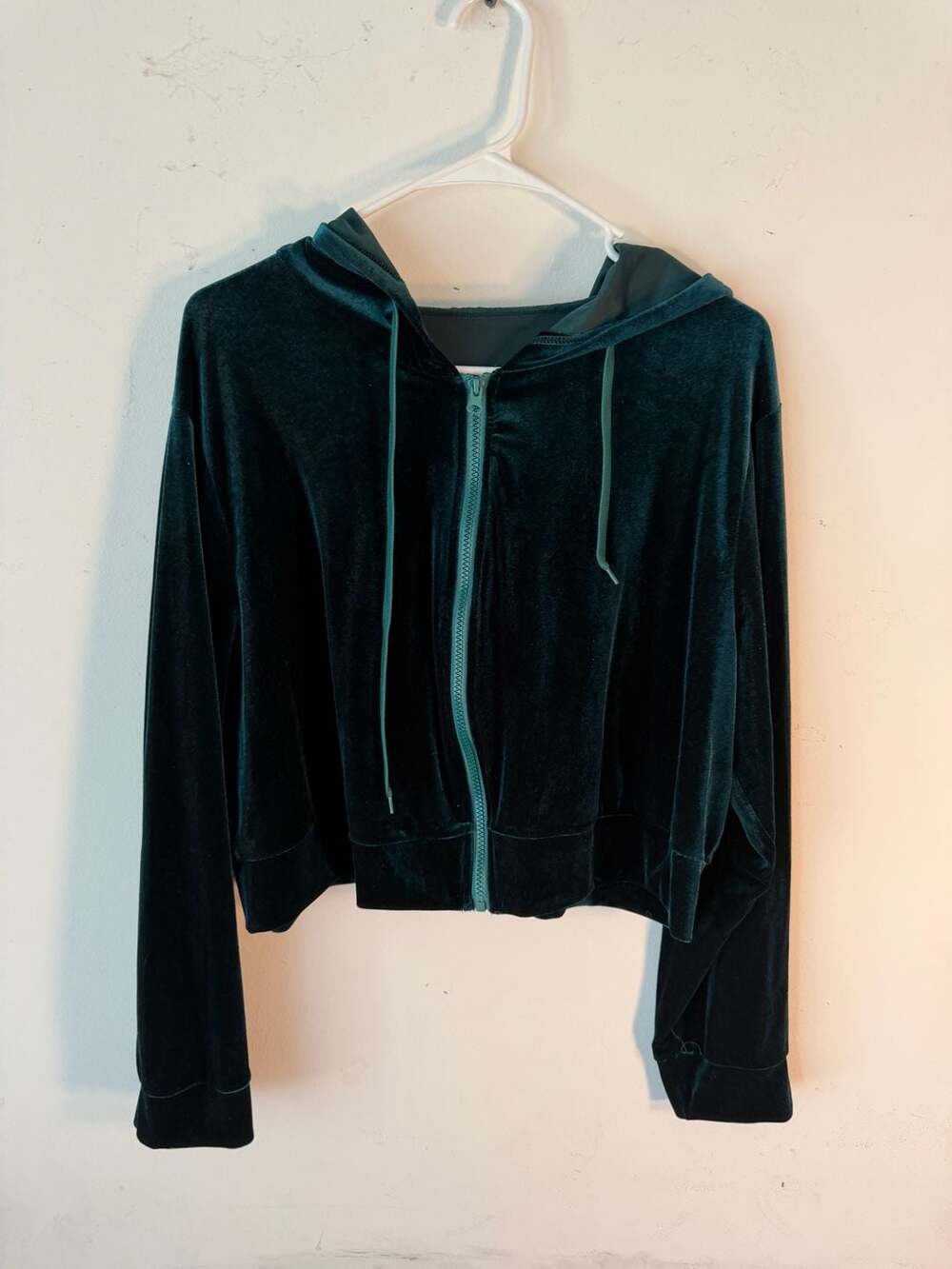 Wild Fable Velvet Cropped Zip Up Hoodie Dark Green